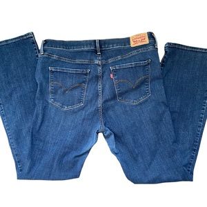 Size 32 Levi’s 315 Shaping Bootcut Jeans